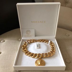 Medusa Icon Necklace